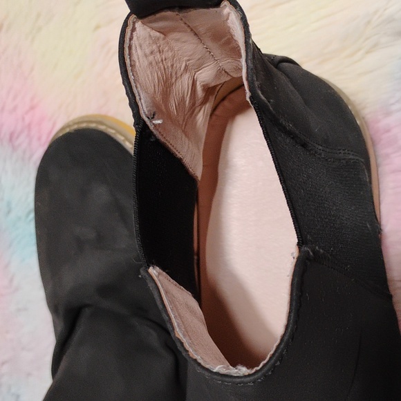 J75 Chelsea Boots Sz.10 Gently Worn (E-1 CRATE) - Picture 11 of 15